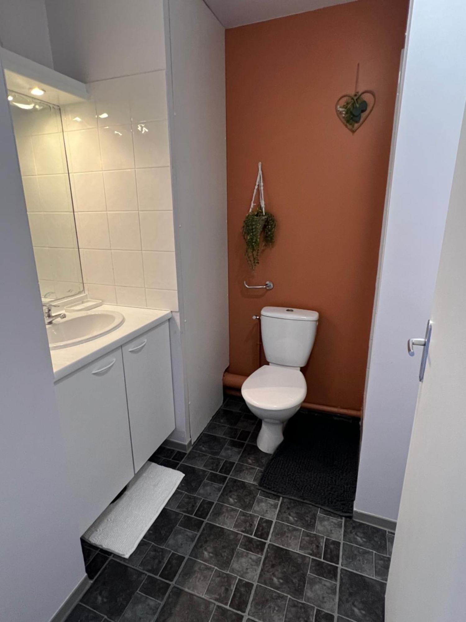 Studio Appart'Hotel Gare Tgv Avec Place Privee Avinhão Exterior foto